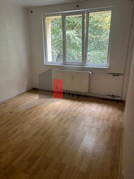 Vanzare apartament 4 camere decomandat Bd. Brancoveanu - Izvorul Rece
