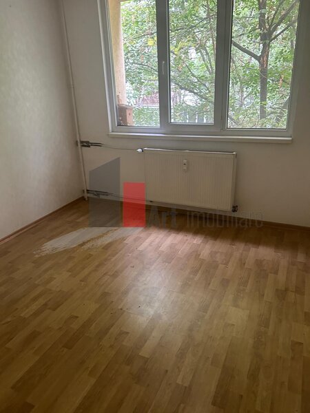 Vanzare apartament 4 camere decomandat Bd. Brancoveanu - Izvorul Rece